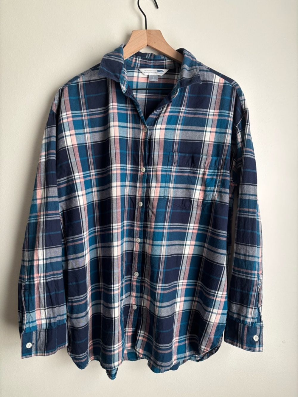 Old Navy Plaid Boyfriend Shirt Women’s Large Blue Pink 100% Cotton Button Down